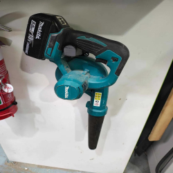 Blower Wall Mount Holder – Durable Storage Rack for Garage or Workshop
