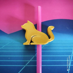 Sitting cat straw topper - 2 pcs Straw Topper Cap Cat - Random Colors